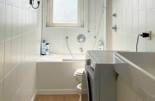 Dergano Apartment | Central Cozy Green Studio, Steps from Dergano Metro