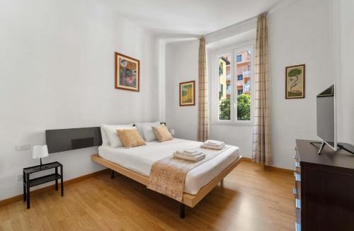 Abbadesse Apartment | Central Milan Apartment - 10 min Duomo
