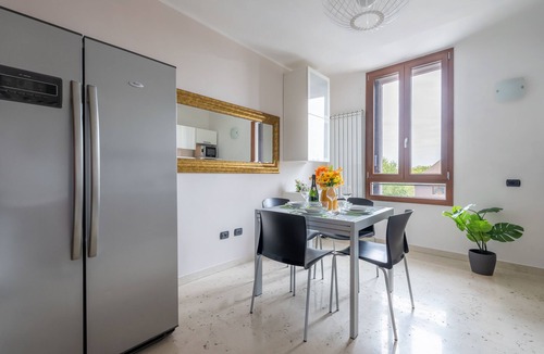 Ponte Seveso Apartment | [Central Station-Duomo] Two Bedrooms & Terrace