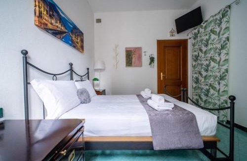 Centro Direzionale Apartment | Central Station-Porta Nuova Pet Friendly 4 pax Chek in H24