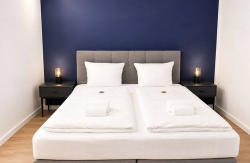 Stadtmitte Hotel | Central Studio Düsseldorf