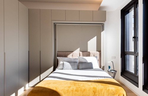 San Babila Apartment | Central tower II - Studio Apartment, Sleeps 2