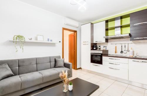Certosa Apartment | Certosa Charm - Free Garage Parking by InnStay