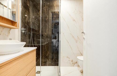 Villapizzone Apartment | Certosa District - Modern Flat & Free Box Parking