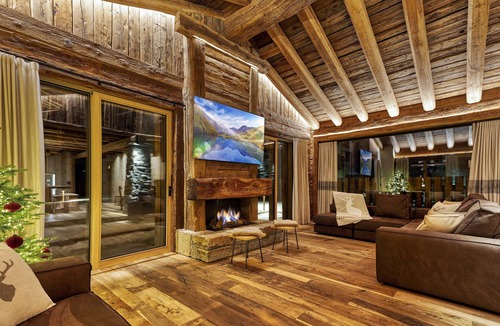 Livigno Ski Chalet | Chalet "Akchalet Akon" with Mountain View, Heated Indoor Pool & Wi-Fi
