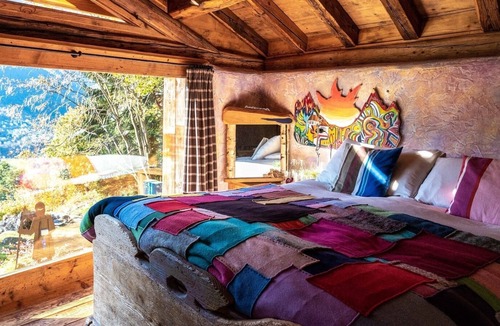 San Giacomo Filippo House | Chalet 'Armonia Res Albert' with Mountain View, Wi-Fi & Garden