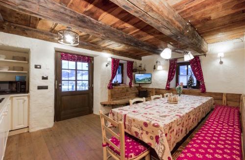 Livigno Ski Chalet | Chalet Charm