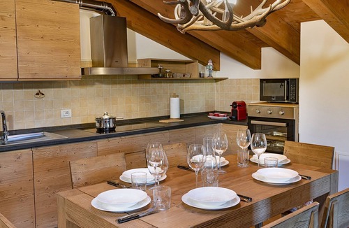 Temu Apartment | Chalet la Segheria - Three Bedroom Apartment, Sleeps 7
