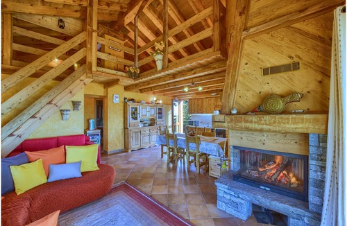 Peglio Ski Chalet | Chalet with wonderful lake view for max 5 people