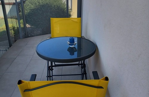 Torre Boldone Apartment | Charming 1-bedroom apartment in marvelous Torre Boldone with AC, WiFi