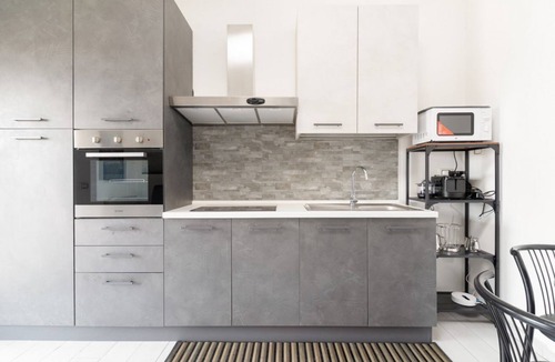 Isola del Bosco - Delle Corti Apartment | Charming 40 sqm apartment, ideal for up to 2 people, located on the fourth floor of a building with an elevator (NOT accessible to disabled guests).The property is located in Sesto San Giovanni, a residential neighborhood with plenty of amenities. The Se