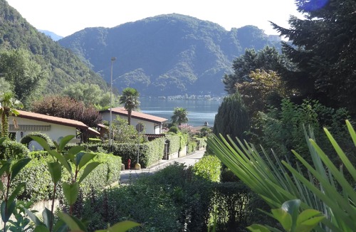 Lavena Ponte Tresa House | Charming cottage overlooking the lake
