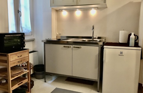 Porta Garibaldi Apartment | Charming downtown studio, Isola District