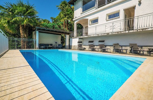 Agra House | Charming house with 6 rooms, panoramic views over Lake Maggiore and pool - tranquillity meets views
