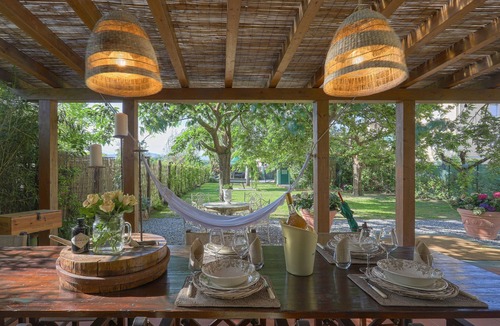 Lucca Villa | Charming small villa with jacuzzi and large garden