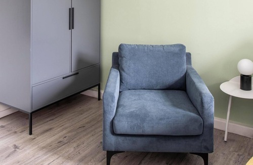 Kaßberg Apartment | Chemnitz Hartmannstr | Two-Bedroom Suite + Balcony