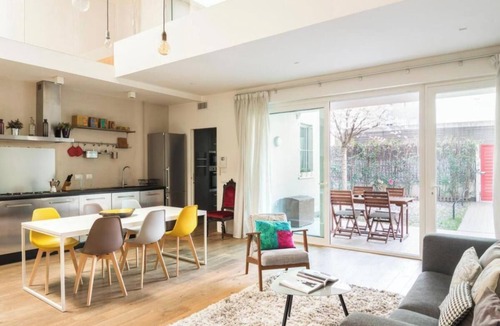 Ponte Seveso Apartment | Chic & Cozy Milan Loft – Perfect for Groups & Families