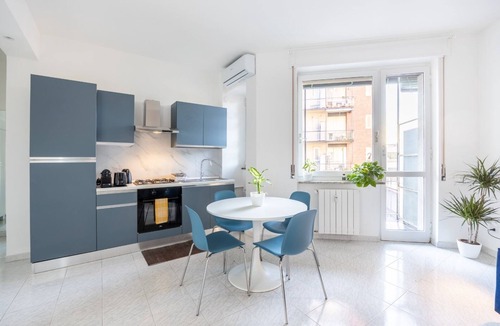 Bullona Apartment | [CITY LIFE | FAIR] Strategic Apartment | WiFi A/C & Netflix | Pet Friendly