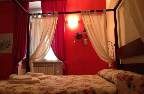 Stazione Bed & Breakfast | City's House Guest House