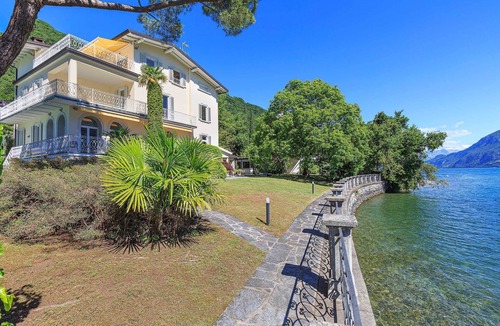 Vassena Villa | Classy villa with pool and a garden right on the lakeshore! - Villa Laurenza
