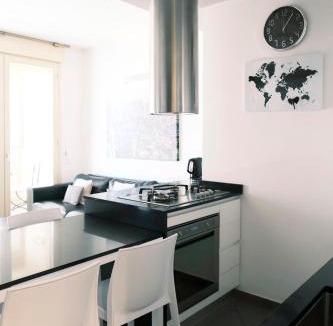 Centro Storico Apartment | ComeCasa De Amicis Urban Flat near Duomo