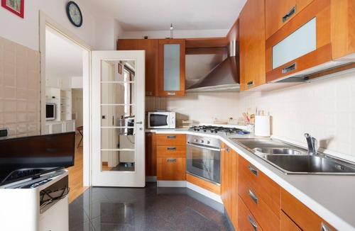 Morivione Apartment | Comfortable and bright apartment with terrace and all the main comforts located in a residential neighborhood at the gates of the historic center of Milan, a short distance from the Bocconi Campus and Fondazione Prada. Navigli, IULM and Porta Romana area