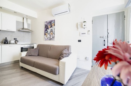 Bruzzano Apartment | Comfortable APT, 1km from M3 Affori and Ferrovia!