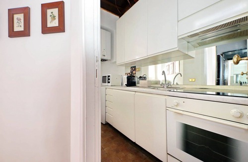 Monti Apartment | Comfortable Studio a Few Steps from the Colosseum/Metro A