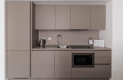 Guastalla Apartment | Commenda 35 B