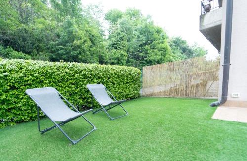 San Fermo della Battaglia Apartment | Como 5 min - House with Terrace and Parking - Wifi