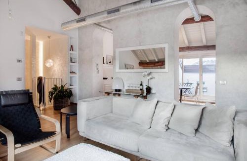 Como City Centre Apartment | Como Sweet Como