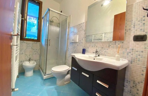 Lambrate Apartment | Conte Rosso House, with double terrace, a stone's throw from STation and Metro Lambrate