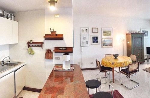 Luino Apartment | Cordelia 3
