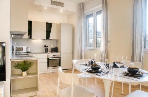 San Babila Apartment | Corso Vittorio Emanuele GrandSuite - Best position in Milan next to Duomo