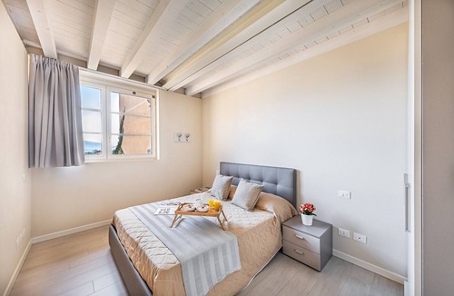 Toscolano Maderno Apartment | Corte Benaco by Wonderful Italy - Amarone