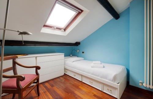 Quartiere Mazzini Apartment | Corvetto M3 - Roomy Apt on 2 Levels