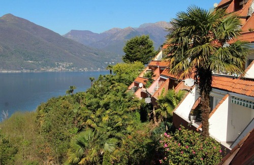 Poppino Apartment | Cosy apartment for 3 people with TV, terrace, pets allowed and parking