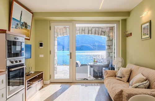San Carlo Apartment | Cosy apartment for 5 people with A/C, WIFI, pool and terrace