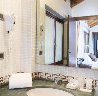 Vaprio d'Adda Hotel | Country Hotel Castelbarco