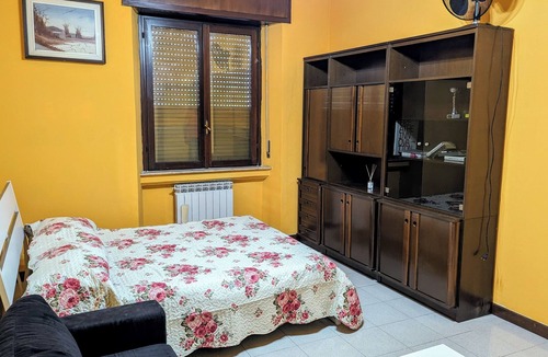 Saronno Apartment | Cozy 2-bedroom apartment with AC, WiFi in lovely Saronno