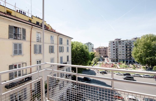 Porta Genova Apartment | Cozy and Elegant Two-Room Apartment in the Heart of the City