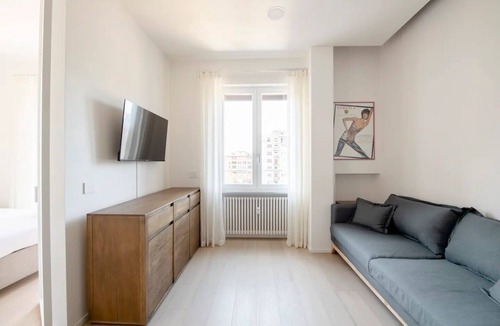 Porta Genova Apartment | Cozy and Elegant Two-Room Apartment in the Heart of the City