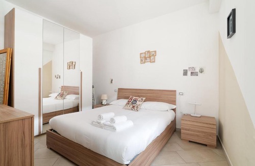 Bruzzano Apartment | Cozy Ground-Floor Apartment in Affori