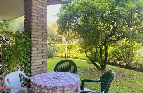 Colombare Apartment | Cozy three-room apartment JOLLY equipped with all comforts, with garden and terrace.
