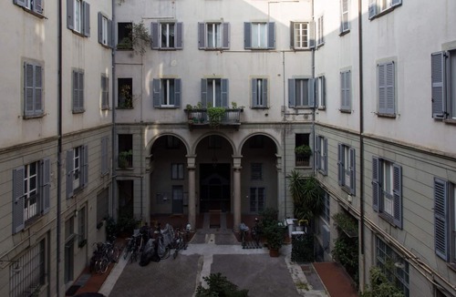 Porta Nuova Apartment | Cozy three-room apartment located in the historic Brera area.
