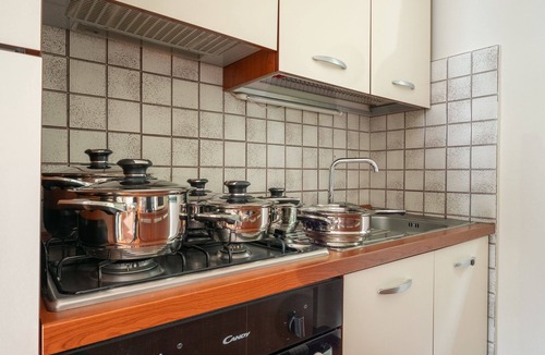 Sarnico Apartment | Cristy - One Bedroom Apartment, Sleeps 2