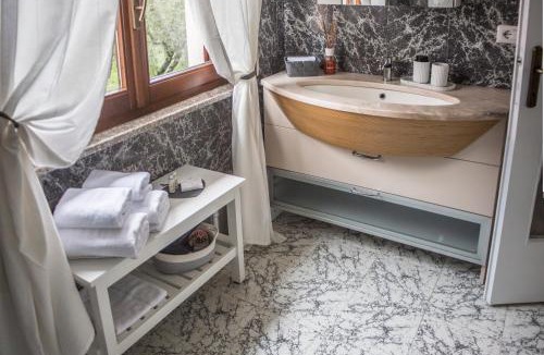 Tavernerio Apartment | Cucciolina Home Como Lake
