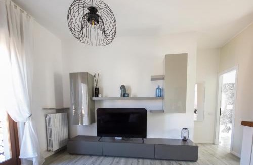 Tavernerio Apartment | Cucciolina Home Como Lake