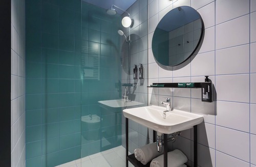 Quarto Oggiaro Hostel | CX Milan NoM