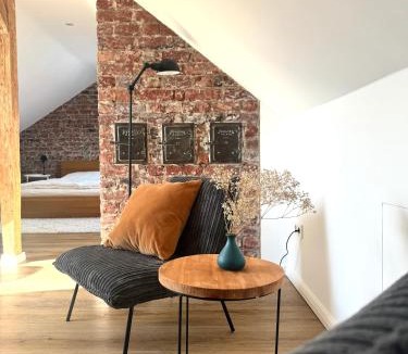 Bad Salzuflen Apartment | Dachgeschoss-Studio im Kurgebiet Kurpark & Therme fußläufig Messe 6 km